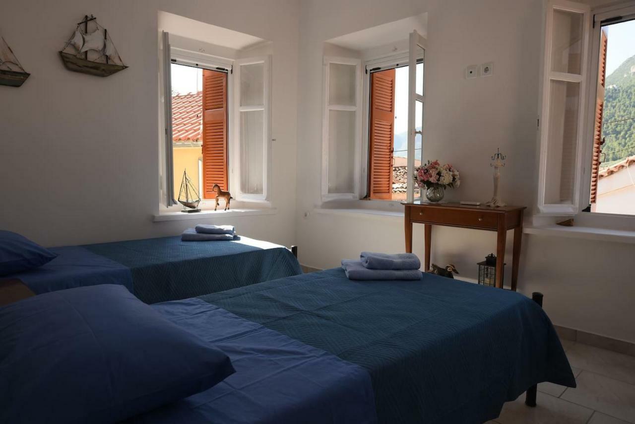 Karinia Home Leonídio Kültér fotó