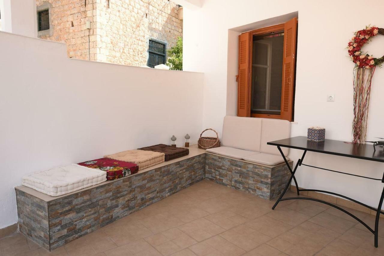 Karinia Home Leonídio Kültér fotó