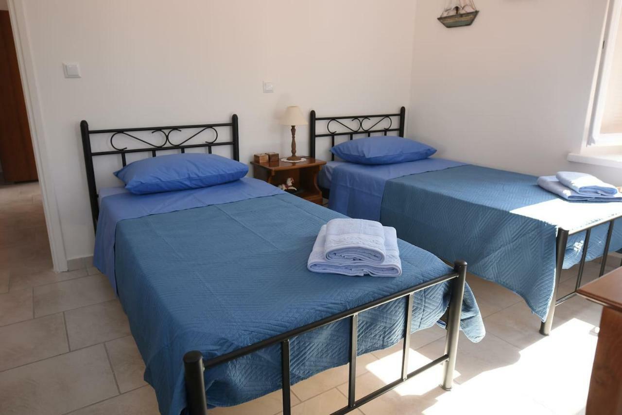 Karinia Home Leonídio Kültér fotó